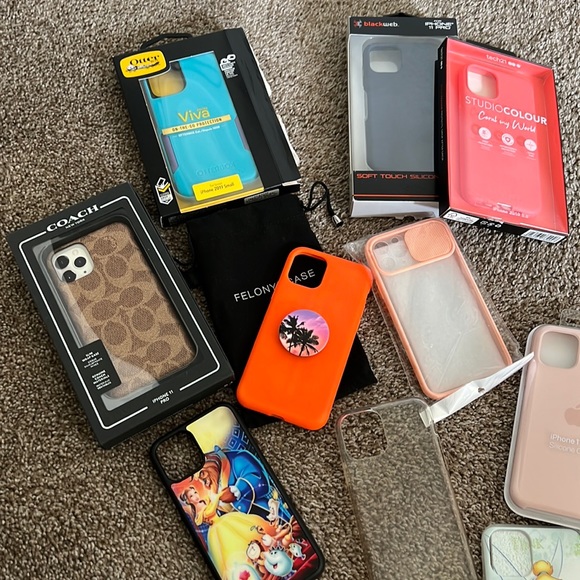 iPhone 11 Pro phone cases - Picture 1 of 5